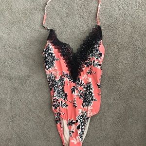 One piece bathing suit L
